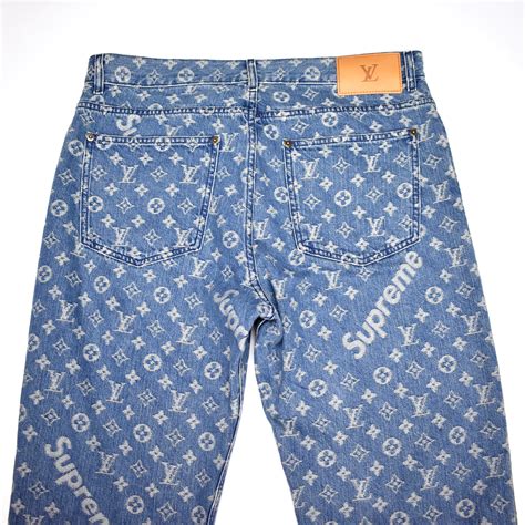 pantaloni lv x supreme|supreme x gq.